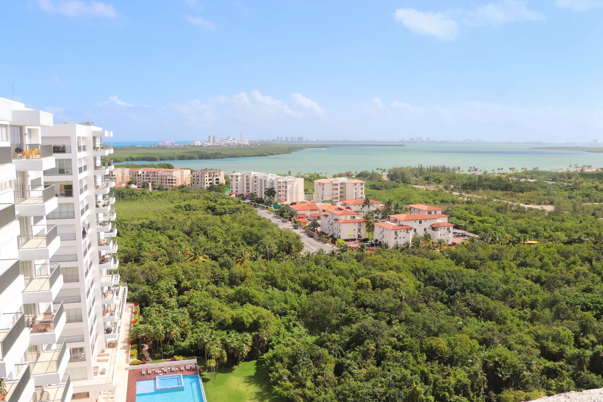 Brezza | Cancun | Mexico Luxury Properties