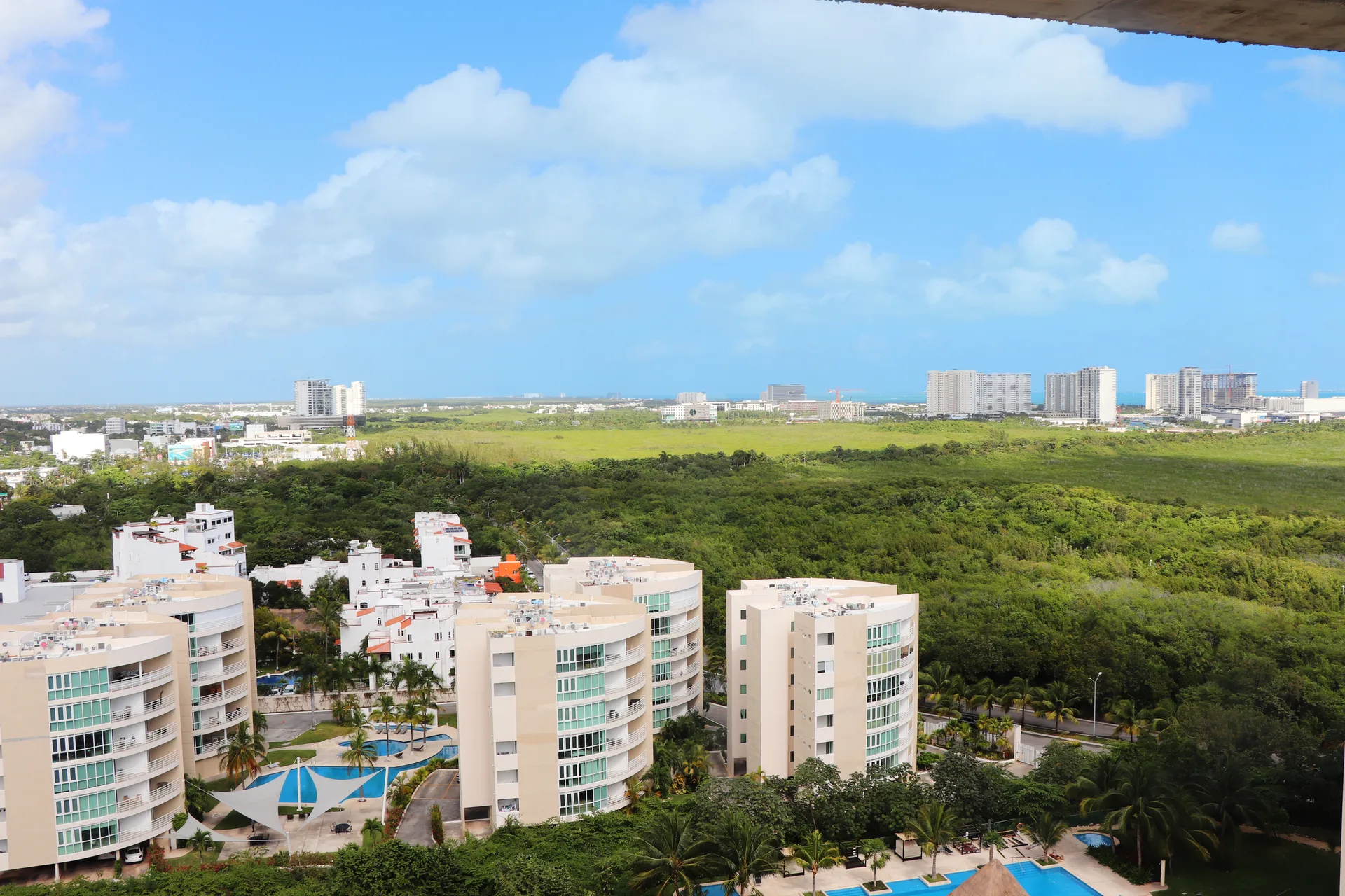 Brezza | Cancun | Mexico Luxury Properties